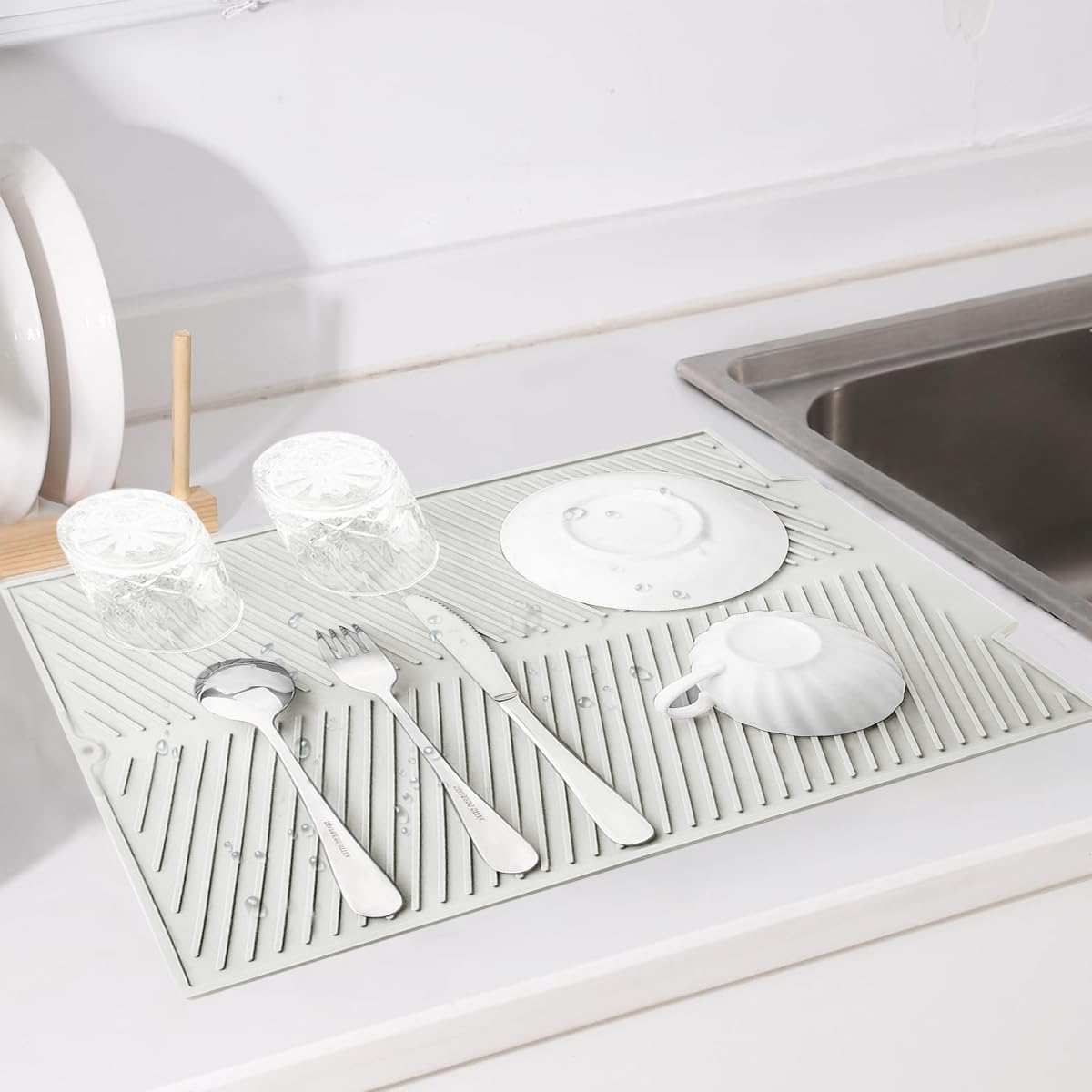 HASTHIP Kitchen Silicone Dish Drying Mat for Counter or Sink with Drain Lip 19.9x16.7 in | Heat‑Resistant Food‑Grade Silicone