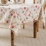 HASTHIP Dining Tablecloth for 4 to 6 Seater Tables featuring Tassels and Water‑Resistant Linen Blend in Red | 140x200 cm