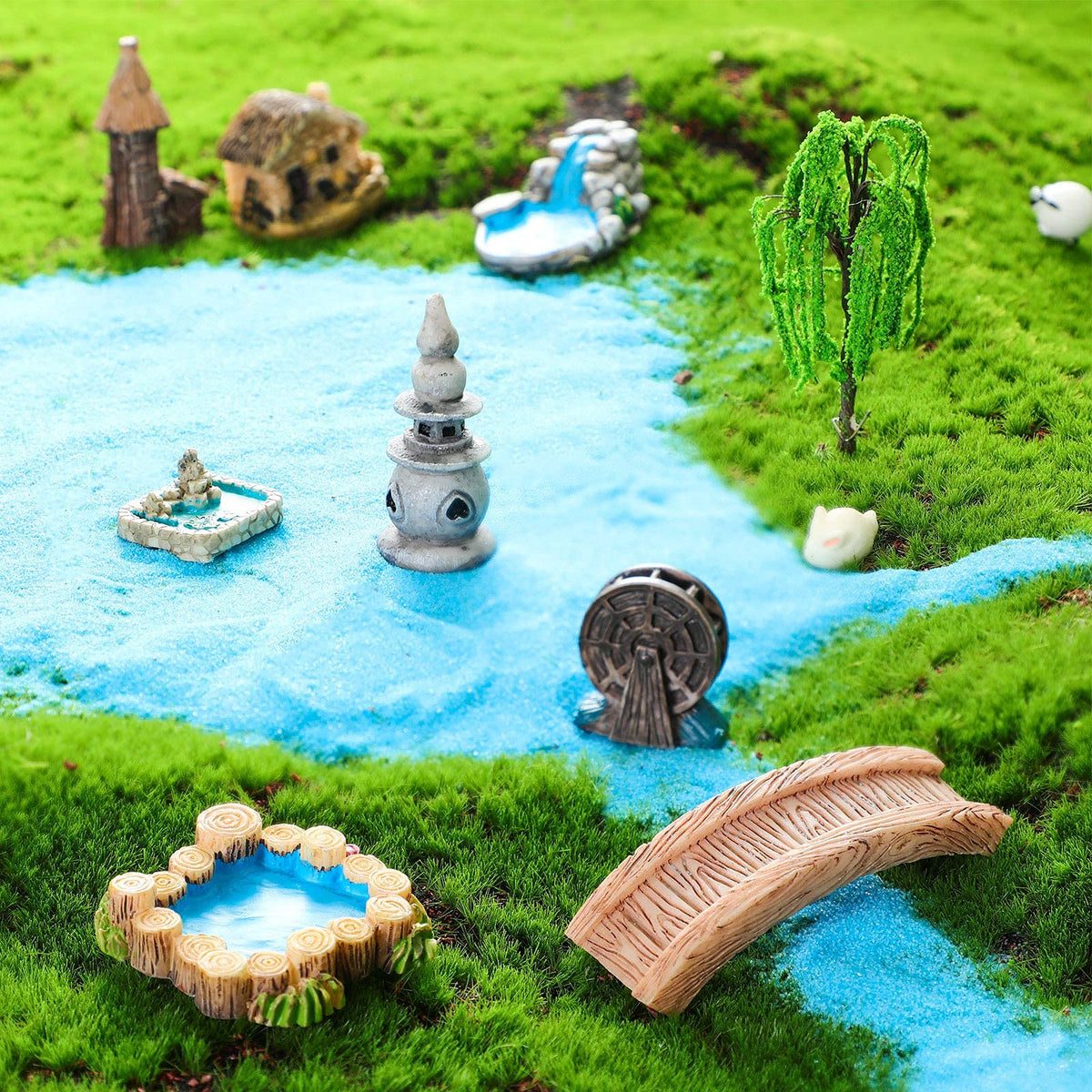 HASTHIP Miniature Garden Bridge Figurines for Fairy Garden Decor with 12 Resin Pieces | White Accessories