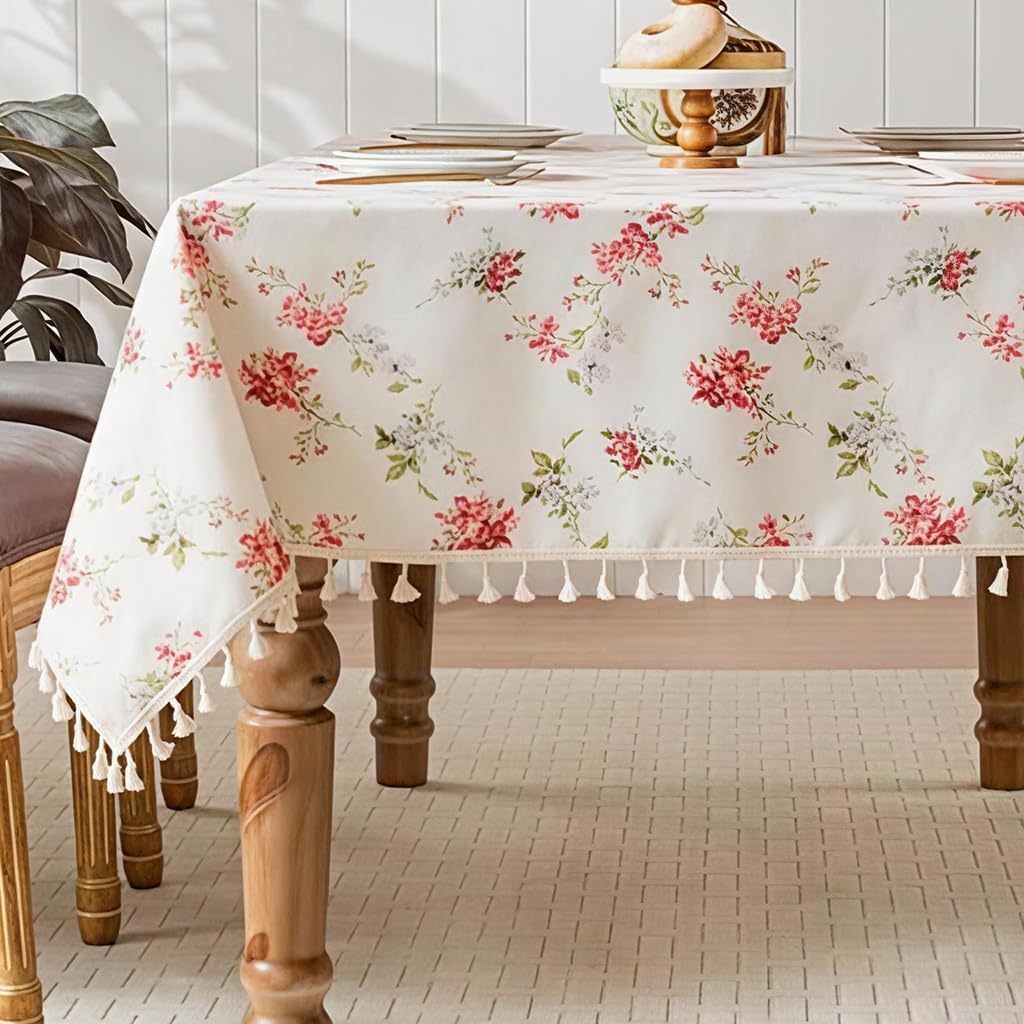 HASTHIP Dining Tablecloth for 4 to 6 Seater Tables featuring Tassels and Water‑Resistant Linen Blend in Red | 140x200 cm