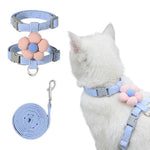 HASTHIP® Arnés para Gato con Correa, Arnés Ajustable Antiescape con Hebilla de Liberación Rápida y Adorno de Flor Linda para Gatos Pequeños, Paseos y Viajes al Aire Libre (M, Pecho 27-43cm,