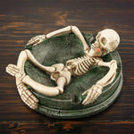 HASTHIP Skeleton Ashtray for Halloween Decor with 3 Cigarette Slots and Resin Craft 4.3x4.9 in