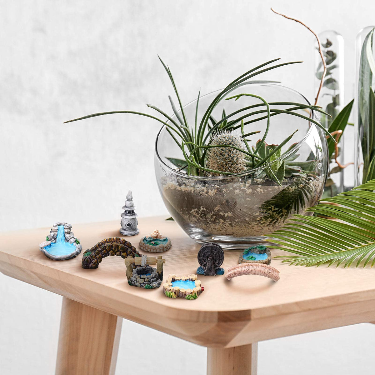 HASTHIP Miniature Garden Bridge Figurines for Fairy Garden Decor with 12 Resin Pieces | White Accessories