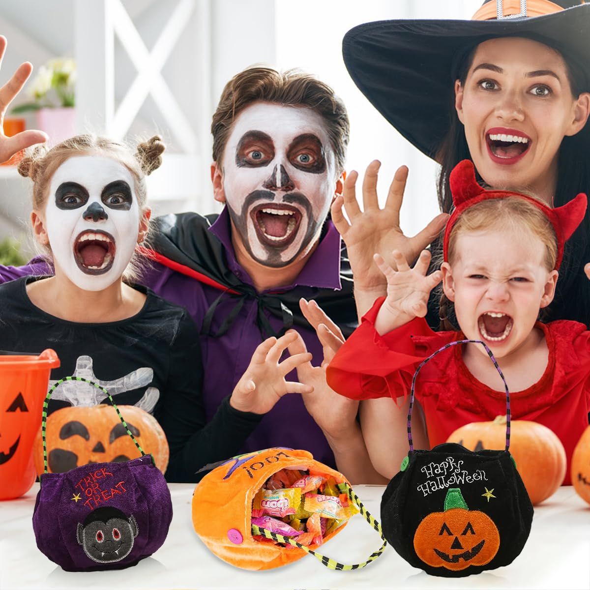 HASTHIP Halloween Candy Baskets for Kids - 20x13 cm Velvet Fabric