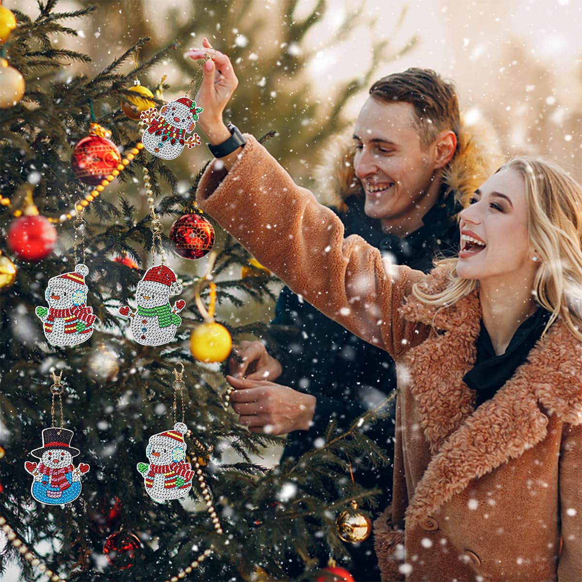 HASTHIP Christmas Diamond Painting Keychain for Bags and Keys featuring 5 Snowman Pendants | Festive Gift Idea