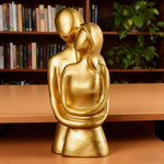 HASTHIP Romantic Couple Desk Statue for Home Decor with 1.96x4.21 in Golden Resin Finish