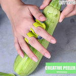 HASTHIP Palm Peeler Set for Vegetables and Fruits featuring Dual Open Sleeve & Stainless Steel Blades | 4 Pcs Silicone Finger Grips