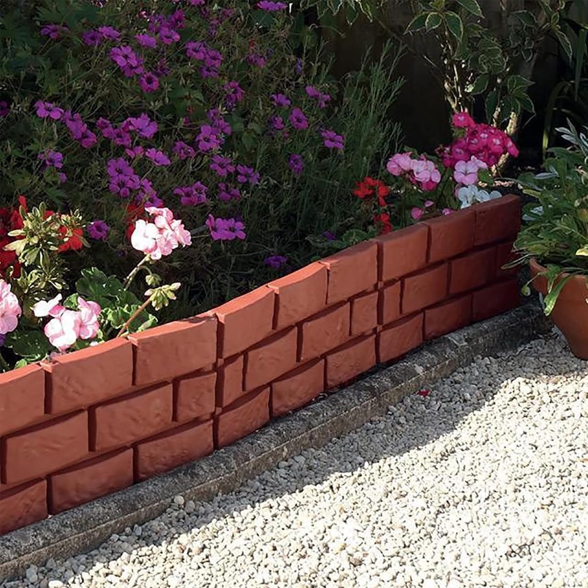 HASTHIP Garden Fence Border for Lawn and Pathway featuring Connectable Panels 43x18cm | Brown Plastic Decorative Edging