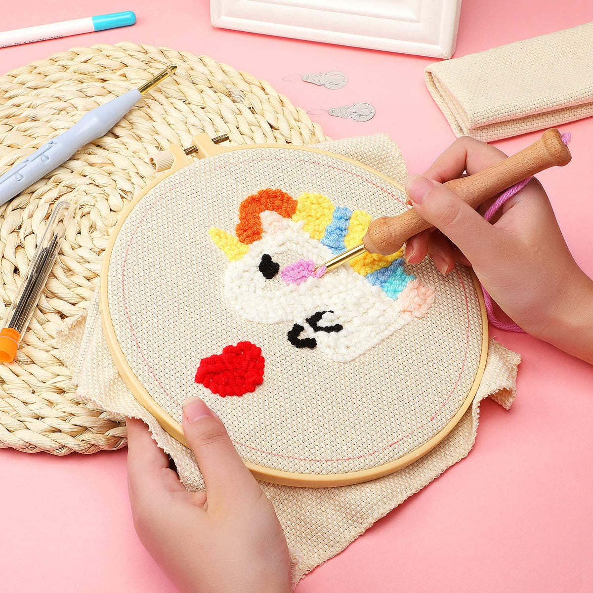 HASTHIP Punch Needle Embroidery Starter Kit 17 Pieces Full Set with Hoop and Threader for Beginners